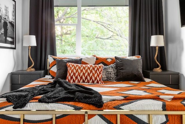 ディスコ デン ウィズ ホットタブ 6 ミン ウォーク トゥ レイニー ストリート