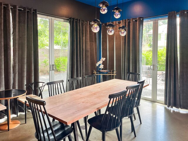 ATX アイコン マンション レイニー ストリート 6 ミン ウォーク