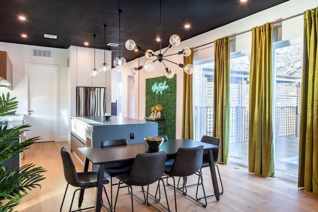 シック 4 ベッドルーム プール ハウス - ステップス トゥ サウス 1 ストリート