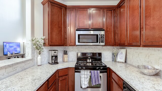 アップステイ - ゴバレ ゲッタウェイ