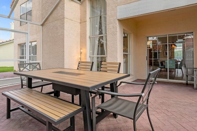 スペーシャス ホーム ウィズ ガーデン BBQ アンド ゲームズ アット ゴルフクラブ