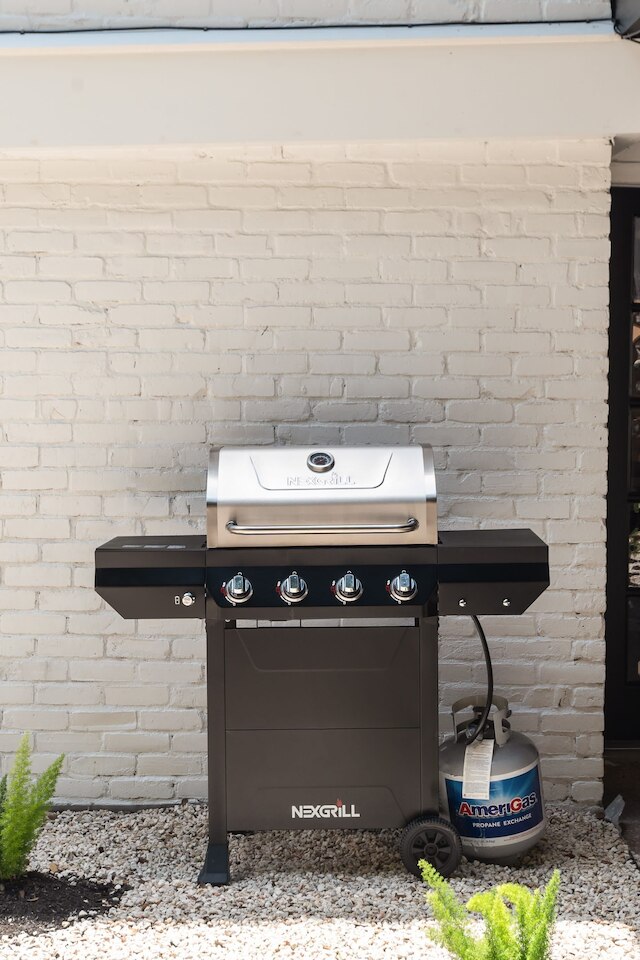 アップステイ - マルチプル パティオ デッキス フェンスドイン ヤード BBQ