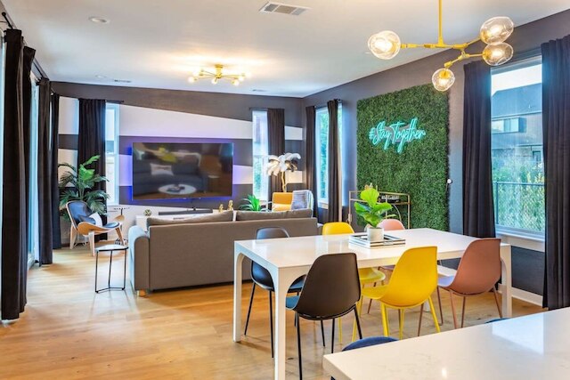 5 000 SQ FT プライベート 10 ベッドルーム コンパウンド DT 6 ミン ドライブ