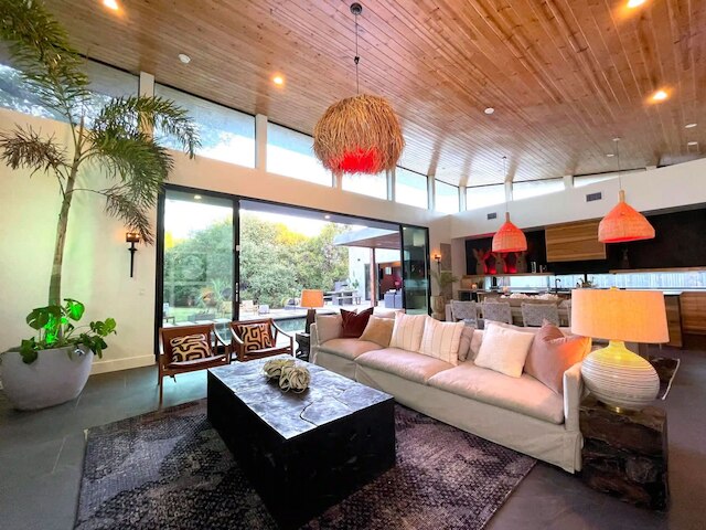 イーストサイド マンション プール レイニー ストリート 7 ミン ドライブ