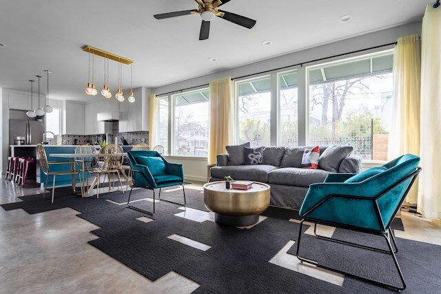 インスタワーシー トゥー ハウス コーナー コンパウンド