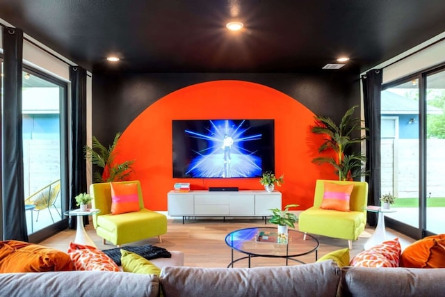 クイーンズ ギャンビット - 7 ミン ウーバー トゥ ダウンタウン ATX