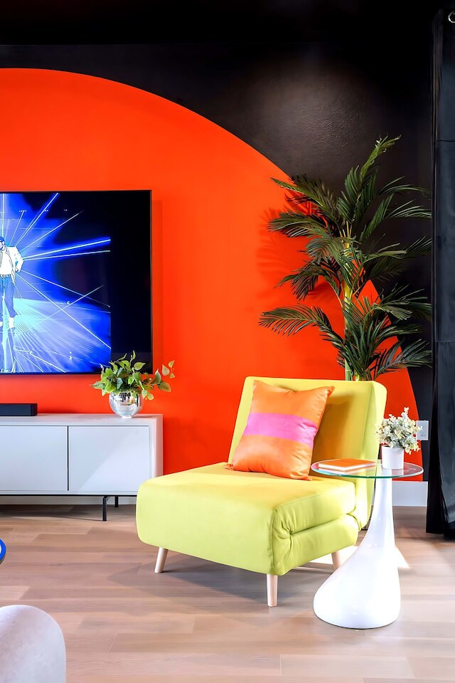 クイーンズ ギャンビット - 7 ミン ウーバー トゥ ダウンタウン ATX