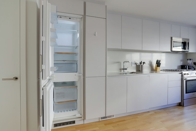 モダン アパートメント ニア D.C. ランドマークス