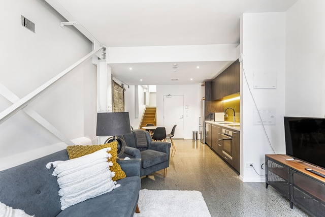 コンテンポラリー 1 ベッドルーム クイーン ストリート リトリート by Zodiak Stays