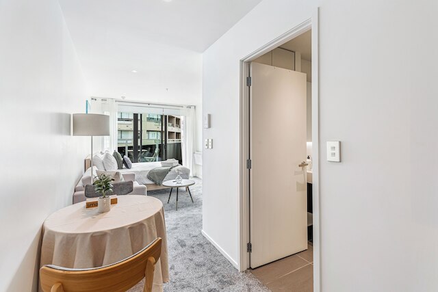 セントラル スタジオ + プライベート バルコニー by Zodiak Stays