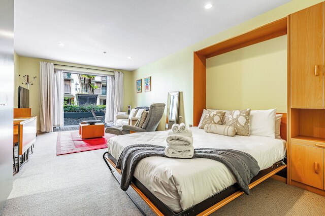 ヴァイアダクト スタジオ + パーキング + ワイン by Zodiak Stays