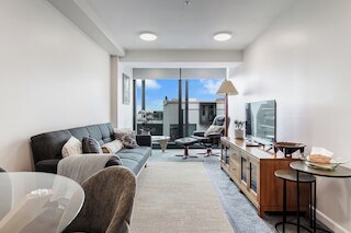 Zodiak Stays: コージー CBD 2 ベッドルーム ニア トップ ダイニング スポット