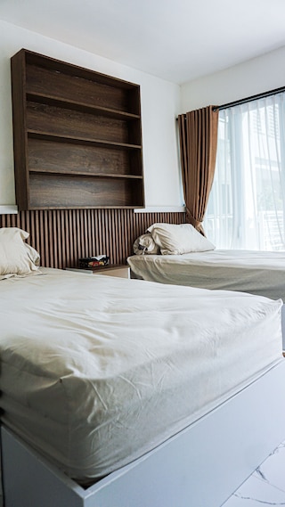 グリヤ グラチカ バイ ドアコスト