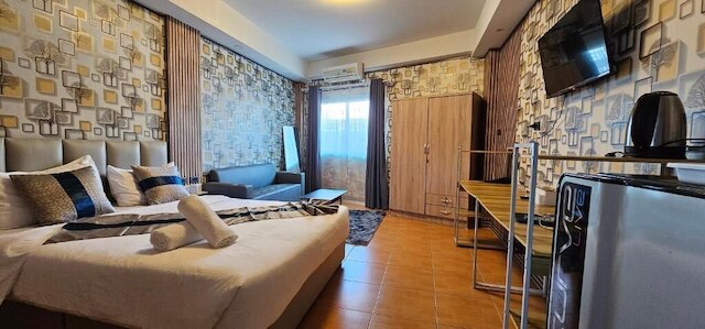 エクセス レジデンス