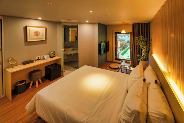 Shinchon Mayven Hotel