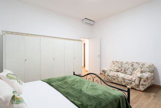 ザ フラワー ハウス イン ビトリット