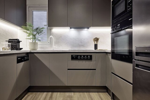 アクロ レジデンス アクロポリス バイ オーラ ホームズ