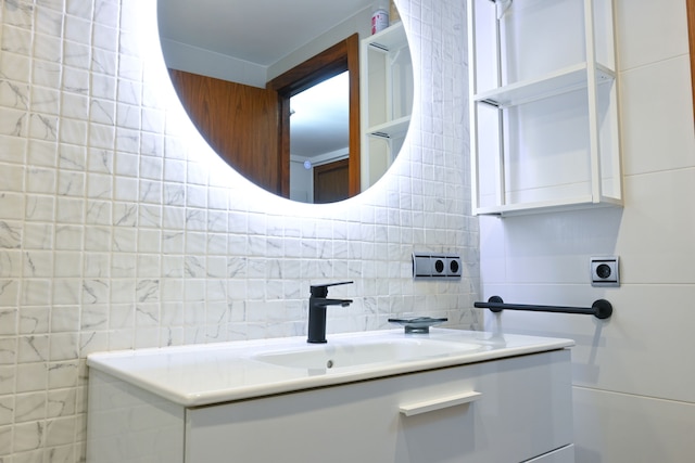 M Eca103 アコゴデラ ビビエンダ デ 2 ドルミトリオス エン C