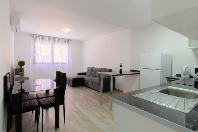 M Mma321b アコゲドール アパルタメント デ ウン ドルミトリオ