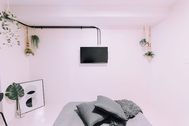 Minimalist Loft 201