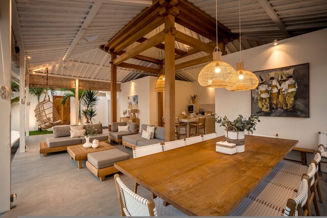 ヴィラ マケナ バイ アルフレッド イン バリ - スタニング トロピカル 6BD ヴィラ ニア ザ ビーチ