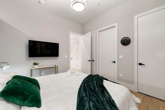 シック 2BR 2BA コンド ウィズ バルコニー - リバーノース シカゴ