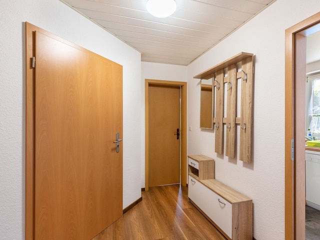 コージー アパートメント イン ドレスデン ウィズ バルコニー アンド スイミングプール