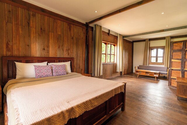 イサン ロッジ プライベートプール ヴィラ