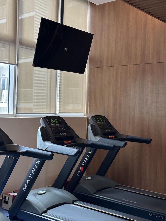 タギッグ グランドスイート - コージー モダン アパートメント