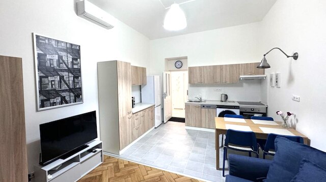 サイド ストリート アパートメンツ