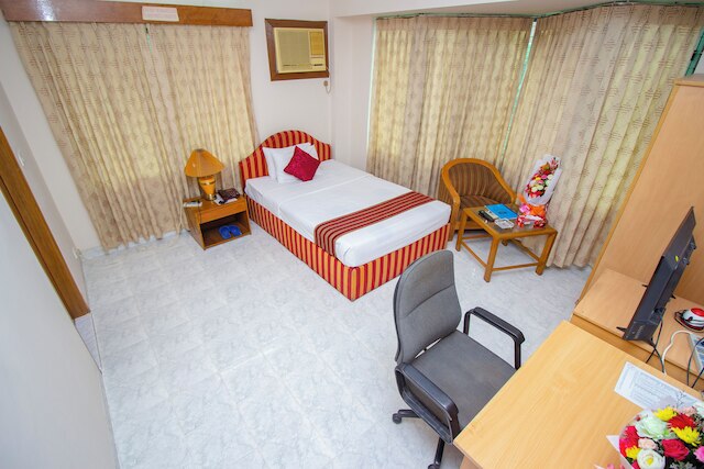 ローレル ホテルズ Ltd