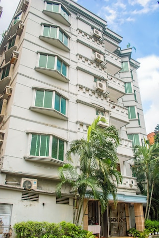 ローレル ホテルズ Ltd