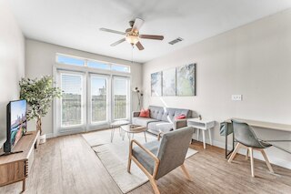 プライム ソコ 2ベッドルーム キングスイート ウィズ ジム ピクルボール ランドリー