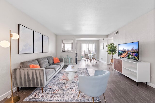 スペーシャス アンド コージー キングベッド 2ベッドルーム スイート 5ミン トゥ ダウンタウン