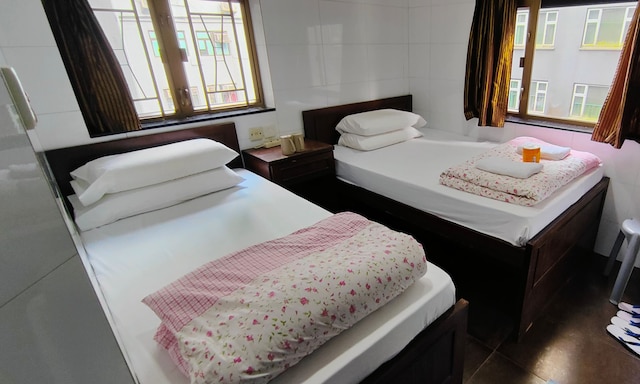 NEW MANDARIN GUEST HOUSE