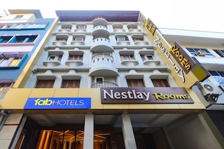 ファブホテル ネストレイ ルームズ ハイ コート