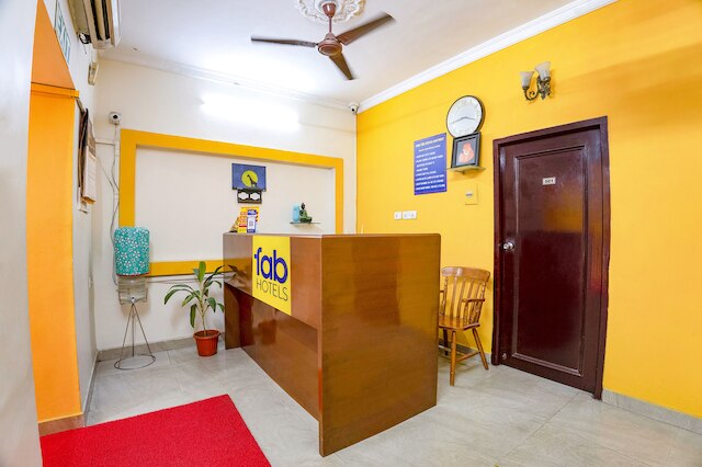 ファブホテル ホーム ツリー サービス アパートメント ティー ナガル