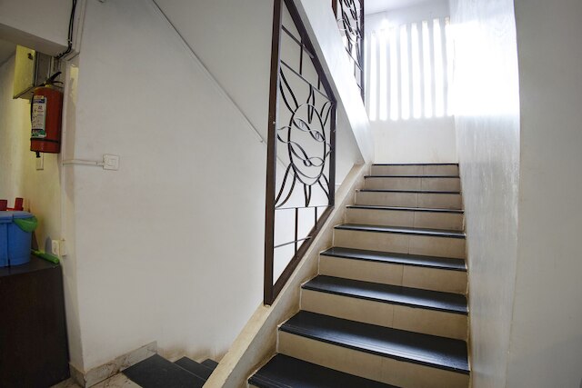 ファブホテル コンフォート ステイズ