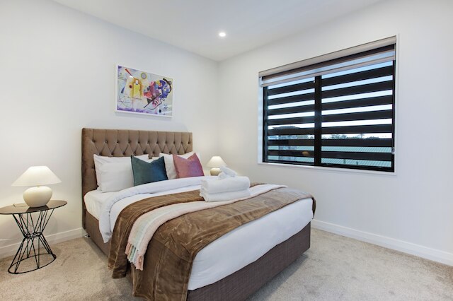 セントラル オアシス タウンハウス ウィズ パーキング