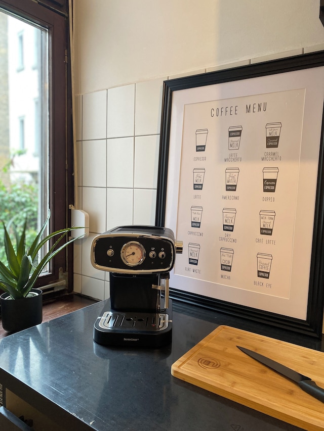 ルーム-スペーシャス ルーム イン コリビング アパートメント