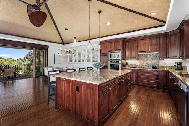 カミロ 219 4 ベッドルーム タウンハウス