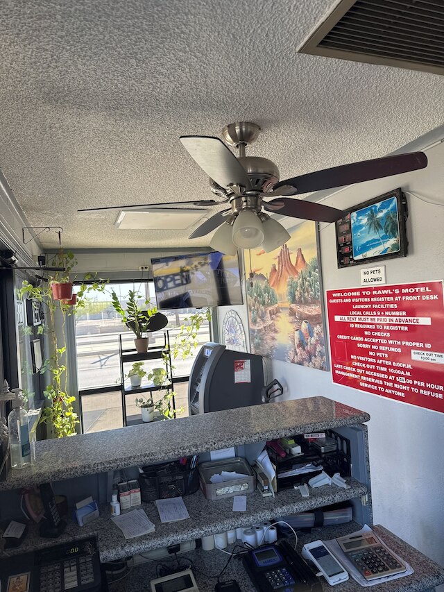 ロールズ モーテル