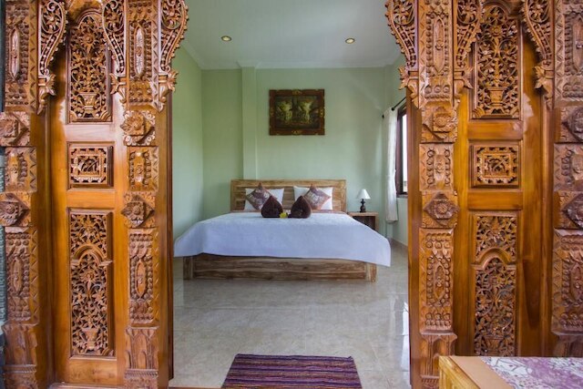 セブジャン グランド オーロラ