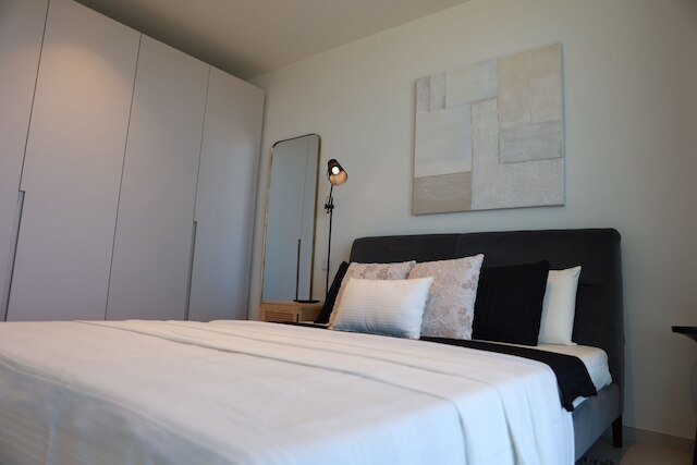 ラグジュアリー ハイ フロア スイート マーキュリー タワーズ