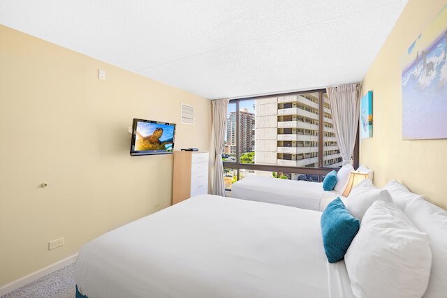 ワイキキ サンセット クローズ トゥ ビーチ ウィズ パーキング