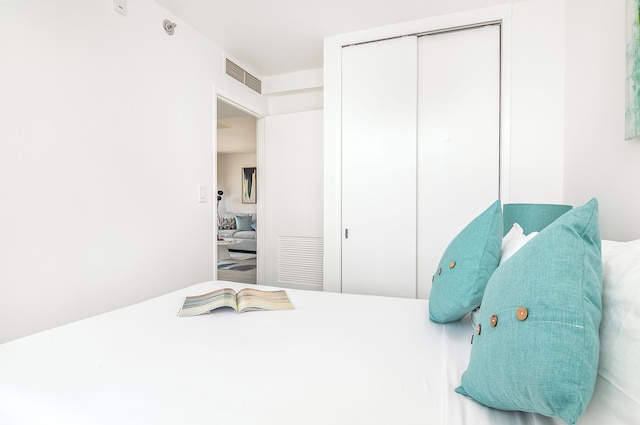 ワイキキ サンセット 2 ベッドルーム ウィズ ダイヤモンドヘッド ビュー アンド パーキング