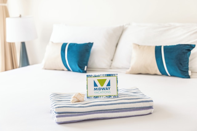 ワイキキ サンセット 2 ベッドルーム ウィズ ダイヤモンドヘッド ビュー アンド パーキング