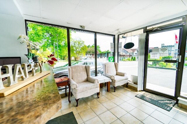 6032 ペルセポリス イン