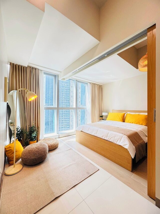 アンディ アンド フランセス プレイス アット BGC