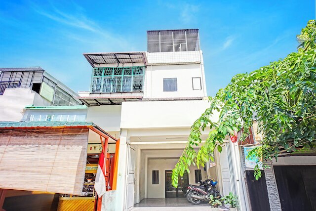 ホテル O マンダラ ニア ユニベルシタス ネゲリ メダン ( UNIMED )